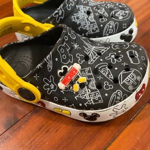 Mickey Mouse crocs